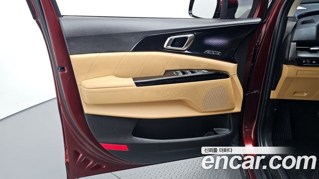 Kia Canival 2021 — photo 14