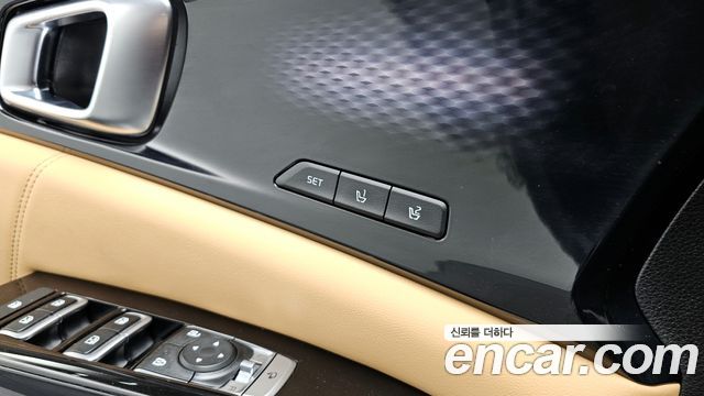 Kia Canival 2021 — photo 29
