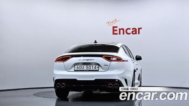 Kia Stinger 2018 — photo 4