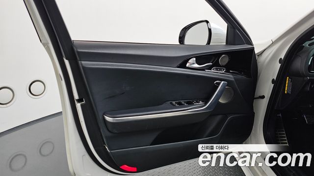 Kia Stinger 2018 — photo 14
