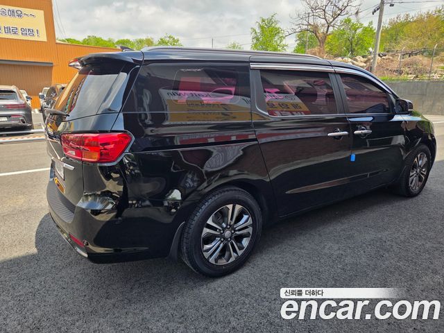 Kia Canival 2019 — photo 5