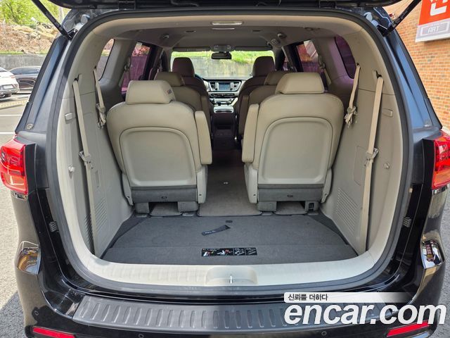 Kia Canival 2019 — photo 19