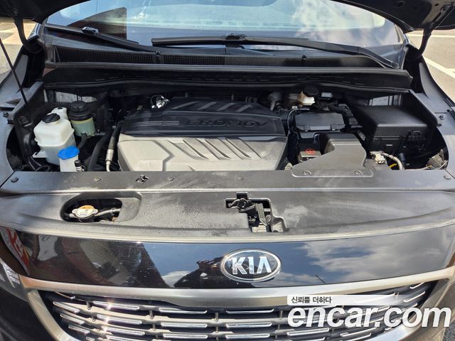 Kia Canival 2019 — photo 20