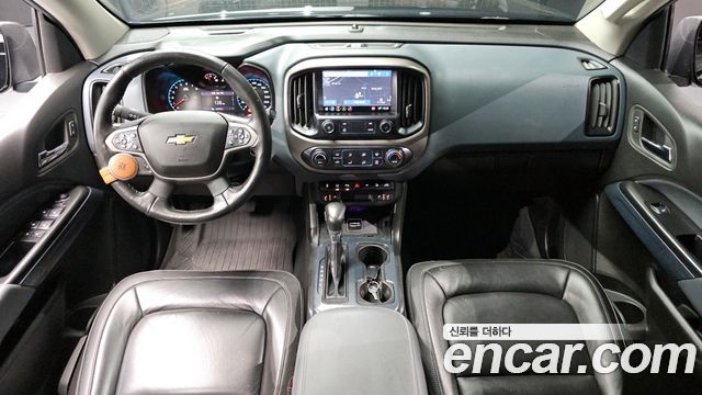 Chevrolet Korea Colorado 2022 — photo 10