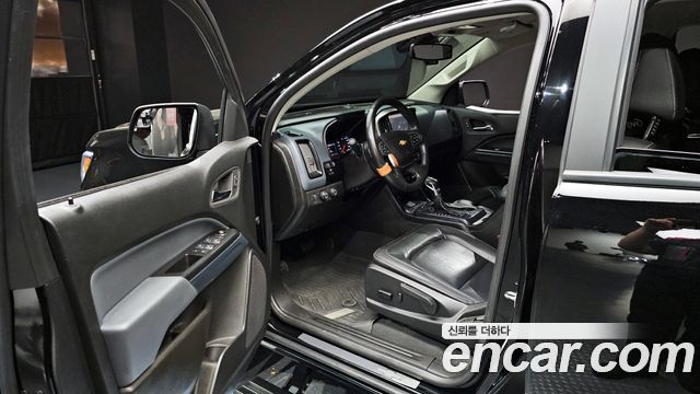 Chevrolet Korea Colorado 2022 — photo 13
