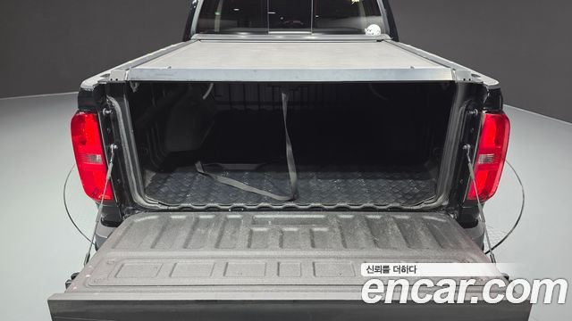 Chevrolet Korea Colorado 2022 — photo 26