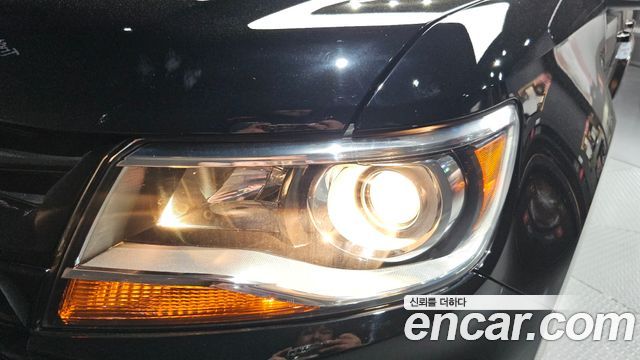 Chevrolet Korea Colorado 2022 — photo 8