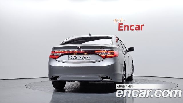 Hyundai Grandeur 2011 — photo 4