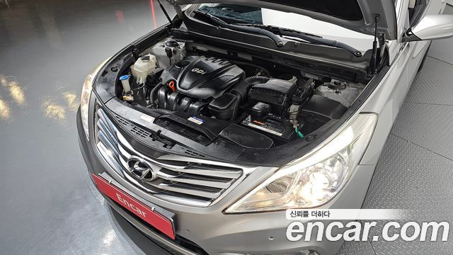 Hyundai Grandeur 2011 — photo 6