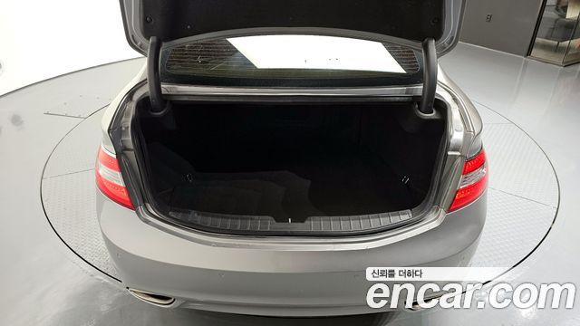 Hyundai Grandeur 2011 — photo 20