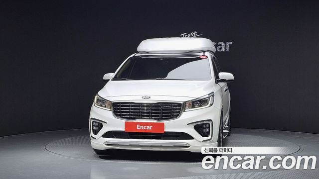Kia Canival 2020 — photo 3