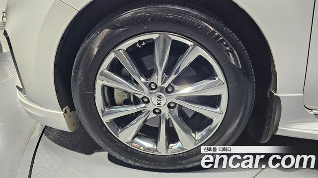 Kia Canival 2020 — photo 5