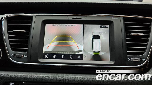 Kia Canival 2020 — photo 21
