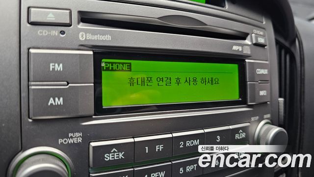Hyundai Starex 2014 — photo 17