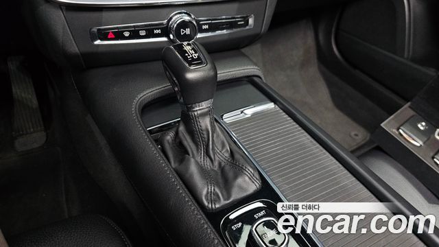 Volvo S90 2017 — photo 9