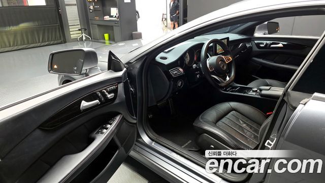 Mercedes-Benz CLS-Class 2017 — photo 13