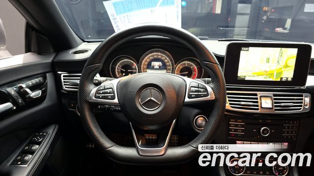 Mercedes-Benz CLS-Class 2017 — photo 19