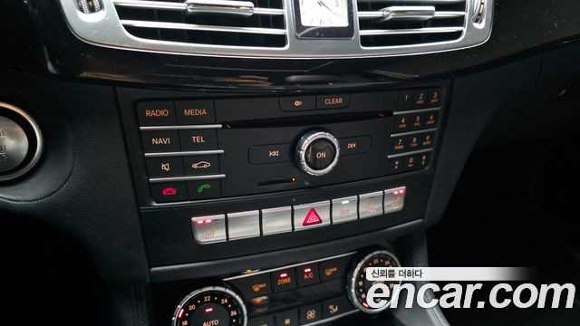 Mercedes-Benz CLS-Class 2017 — photo 23
