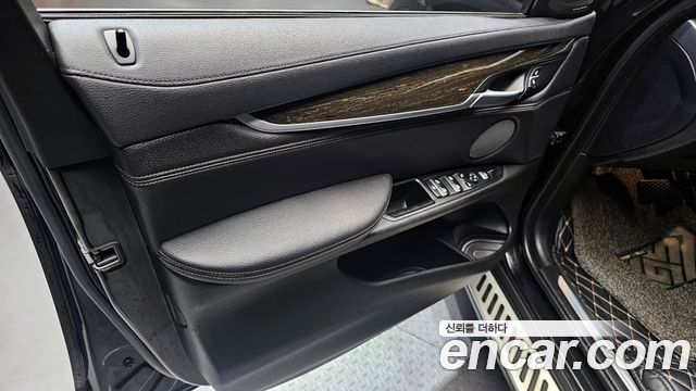 BMW X6 2018 — photo 14