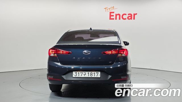 Hyundai AVANTE 2020 — photo 4