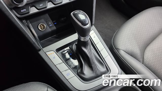 Hyundai AVANTE 2020 — photo 9