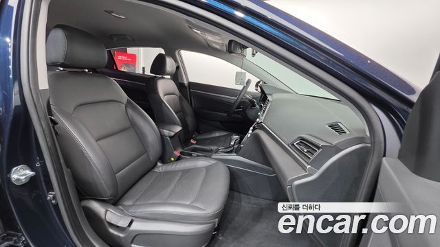 Hyundai AVANTE 2020 — photo 10