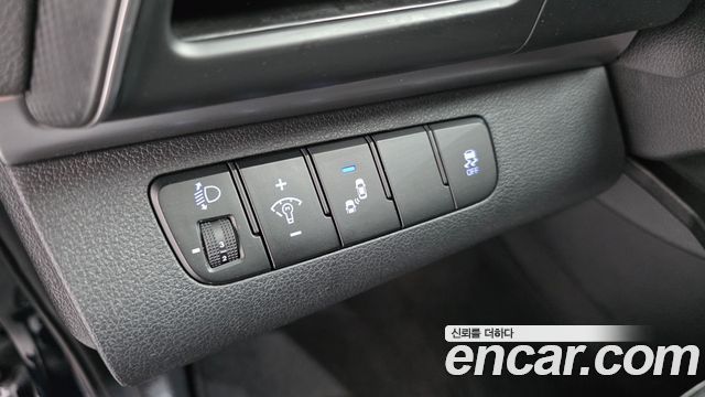 Hyundai AVANTE 2020 — photo 12