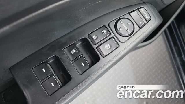 Hyundai AVANTE 2020 — photo 13
