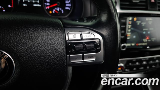 Kia Mohave 2018 — photo 16