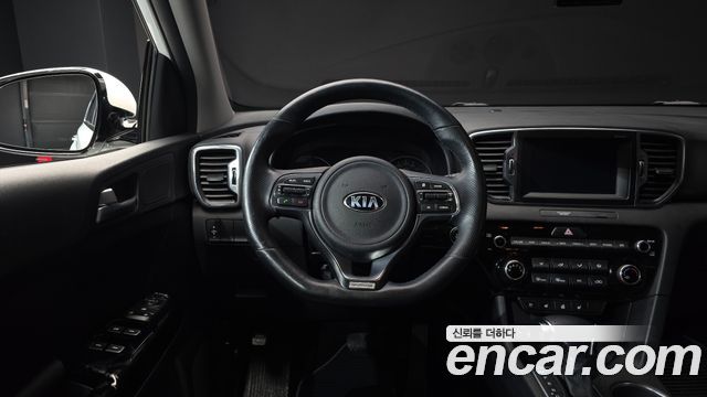 Kia Sportage 2016 — photo 13