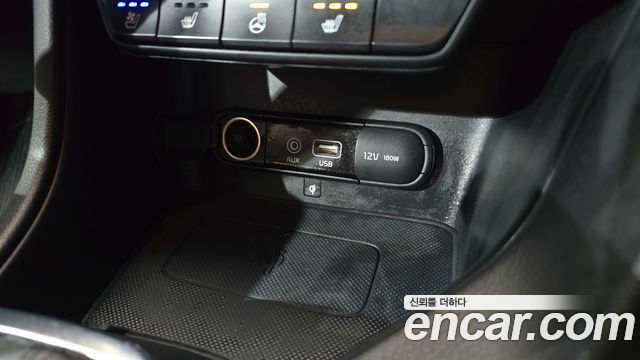 Kia Sportage 2016 — photo 16