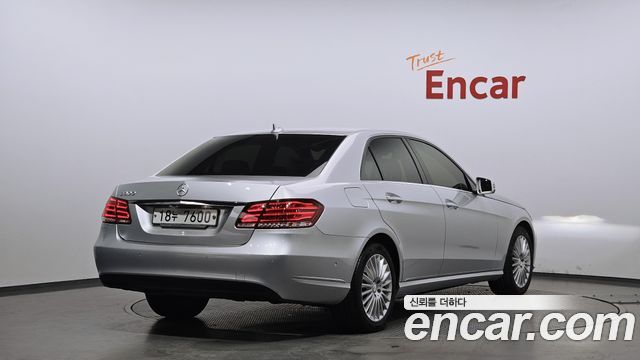 Mercedes-Benz E-Class 2014 — photo 2
