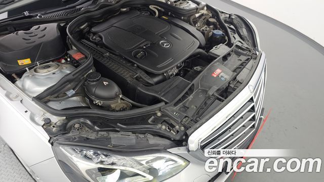 Mercedes-Benz E-Class 2014 — photo 6