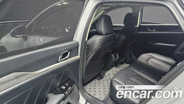 Kia K5 2024 — photo 22