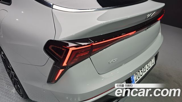 Kia K5 2024 — photo 9