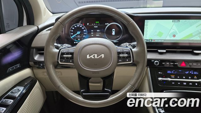 Kia Canival 2023 — photo 13