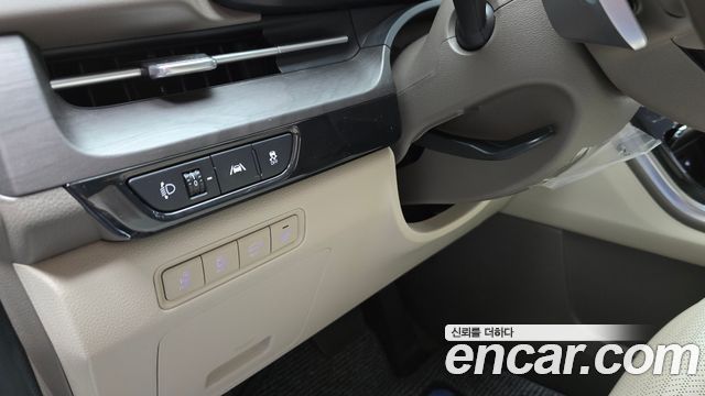 Kia Canival 2023 — photo 15