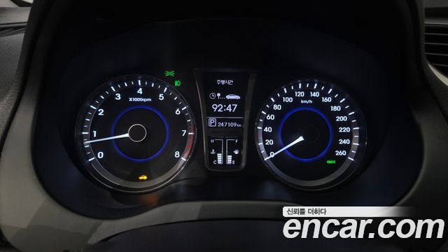 Hyundai Grandeur 2011 — photo 8