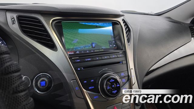 Hyundai Grandeur 2011 — photo 17