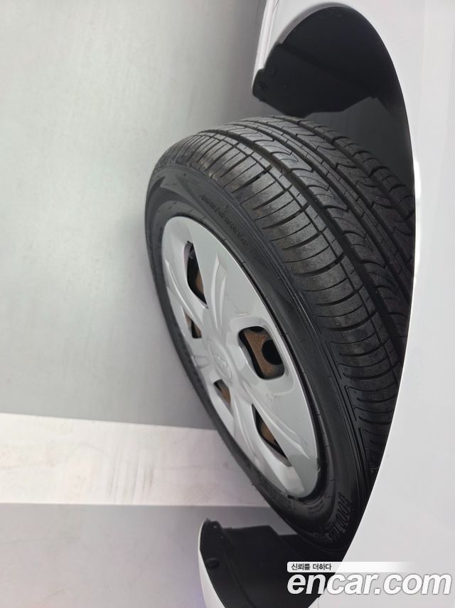 Chevrolet Korea Spark 2016 — photo 18