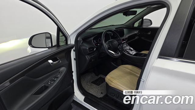 Hyundai Santafe 2023 — photo 13