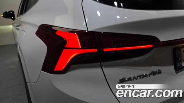 Hyundai Santafe 2023 — photo 9