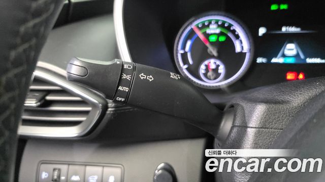 Hyundai Santafe 2023 — photo 30