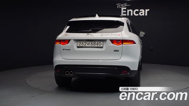 Jaguar F-PACE 2018 — photo 4