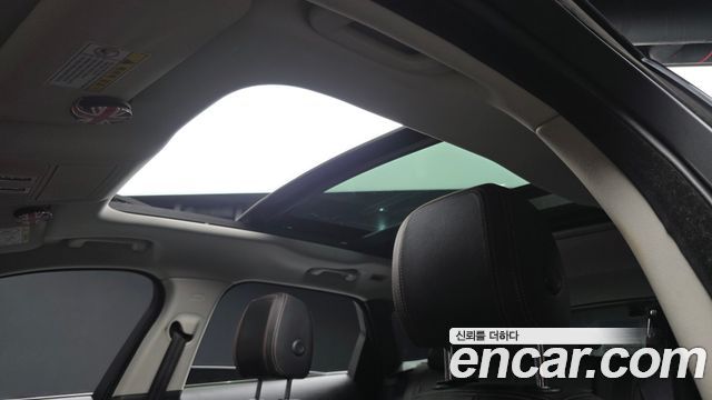 Jaguar F-PACE 2018 — photo 17