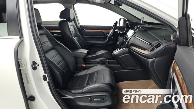 Honda CR-V 2017 — photo 17