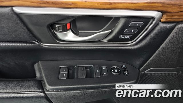 Honda CR-V 2017 — photo 24