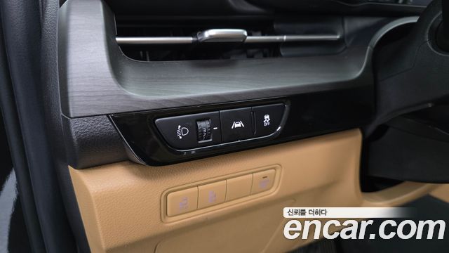 Kia Canival 2021 — photo 19