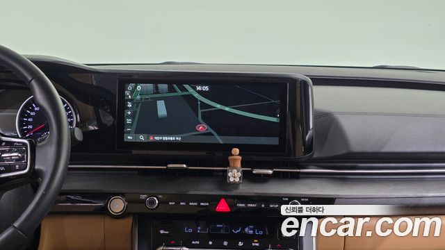 Kia Canival 2021 — photo 22