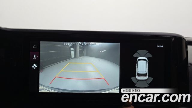 Kia Canival 2021 — photo 23